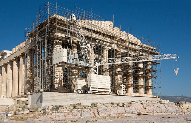 Prace rekonstrukcyjne przy ateńskim Partenonie