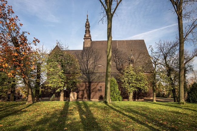 Drewniany kościół pod wezwaniem Michała Archanioła w Domachowie