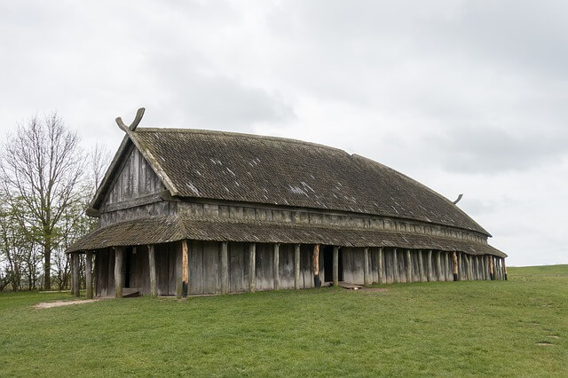 Rekonstrukcja Długiego Domu Wikingów