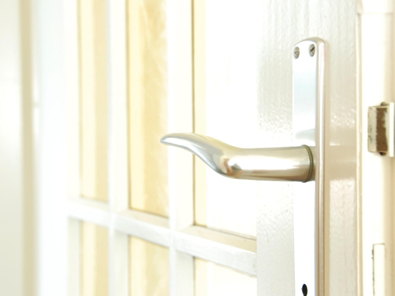 klamka stalowa do drzwi